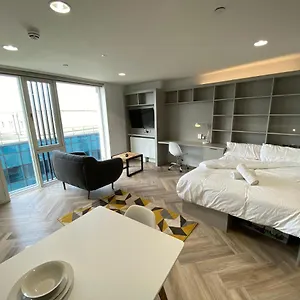 Eyre Square Self Catering Appartement