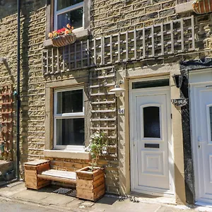 Hillside Hideaway Holiday home Holmfirth