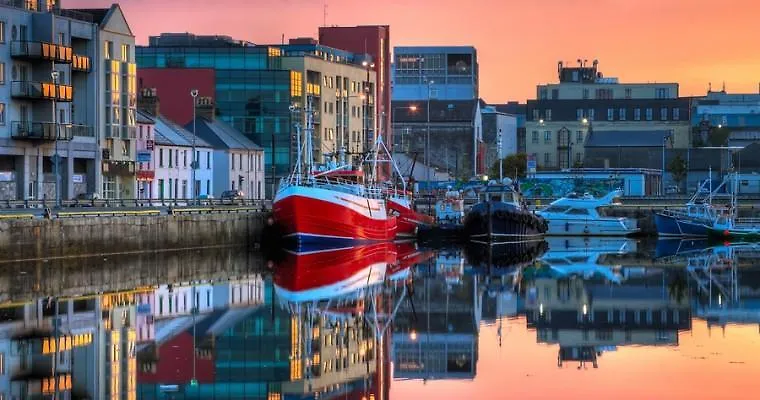 Crescent Close Apartment Galway Ireland